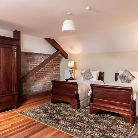 8 Bedroomed House Steeped In History *